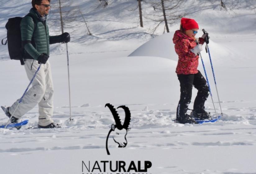 Ciaspolate per famiglie con le guide di NaturAlp